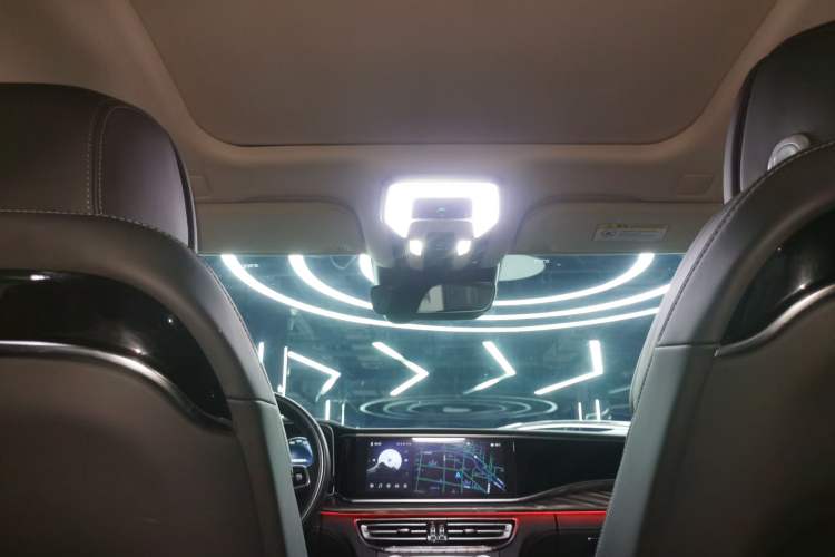 Used Hongqi H9 2022 2.0T Smart Connect Flagship Edition Headliner