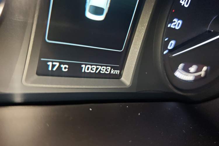 Used Hyundai Mistra 2016 1.8L Automatic Deluxe DLX Model Odometer Close Up