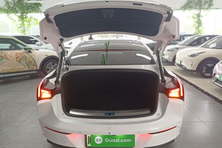 Used NETA S 2022 Extended-Range Version 1160 km Range Rear-Wheel-Drive Compact Edition