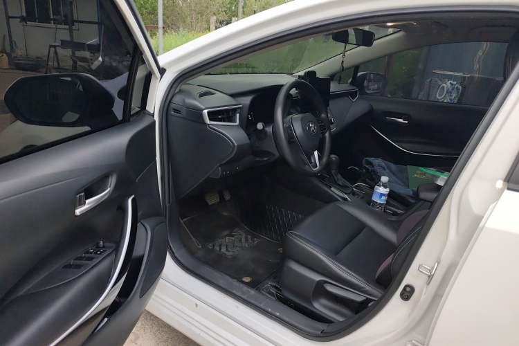 Used Toyota Corolla 2023 1.8L Smart Electric Hybrid Dual-Motor Pioneer Edition Driver Seat