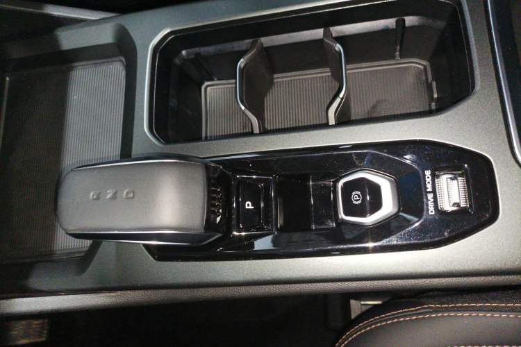 Used Geely Auto Haoyue L 2023 2.0T DCT Prestige Edition Gear Lever