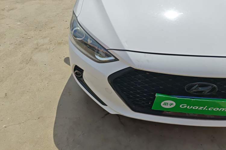 Used Hyundai Elantra (6th Generation / Lingdong) 2016 1.6L Automatic ZhiXuan – Elite Version Right Front Headlight