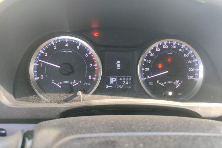 Used Toyota Highlander 2018 2.0T Four-Wheel Drive Elite Edition 7 Seats China V Standard Instrument Cluster