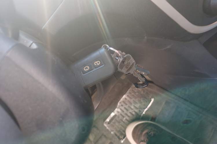 Used Haima Puxima 2012 1.8L Automatic 7-Seater Deluxe Edition