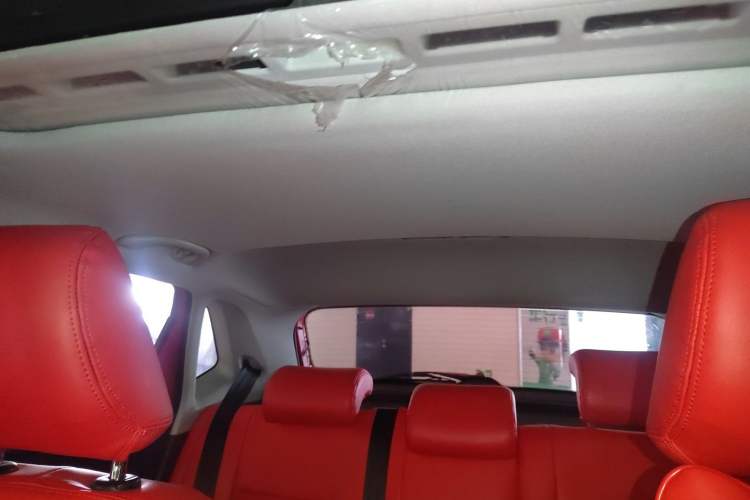 Used Volkswagen Polo 2016 1.6L Automatic Comfort Model Headliner