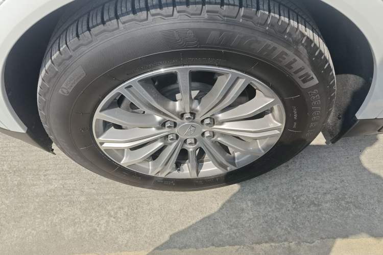 Used Cadillac XT5 2016 25T Luxury Model
