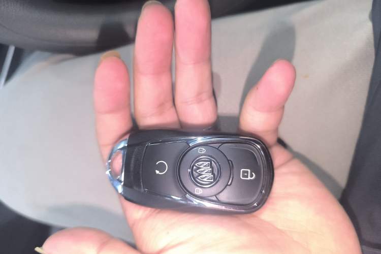 Used Buick Velite 6 2023 430km Range Commuter Version Vehicle Key