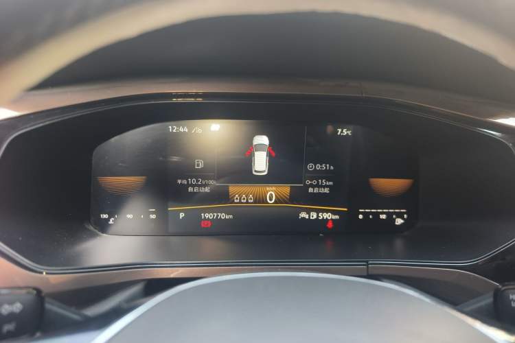 Used Volkswagen Tharu 2022 280TSI Two-Wheel-Drive Luxury Edition