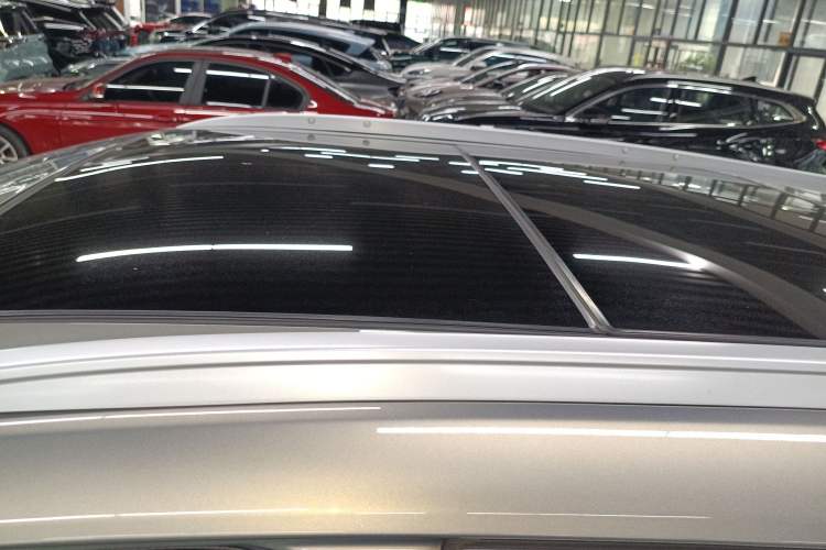 Used Cadillac XT5 2018 28E Four-Wheel Drive Tech Version
