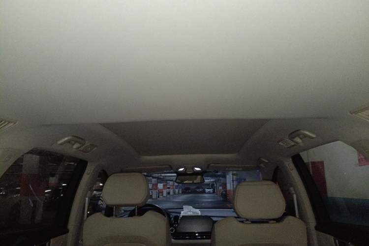 Used Wuling Victory 2022 280T 1.5T CVT Flagship Edition Headliner