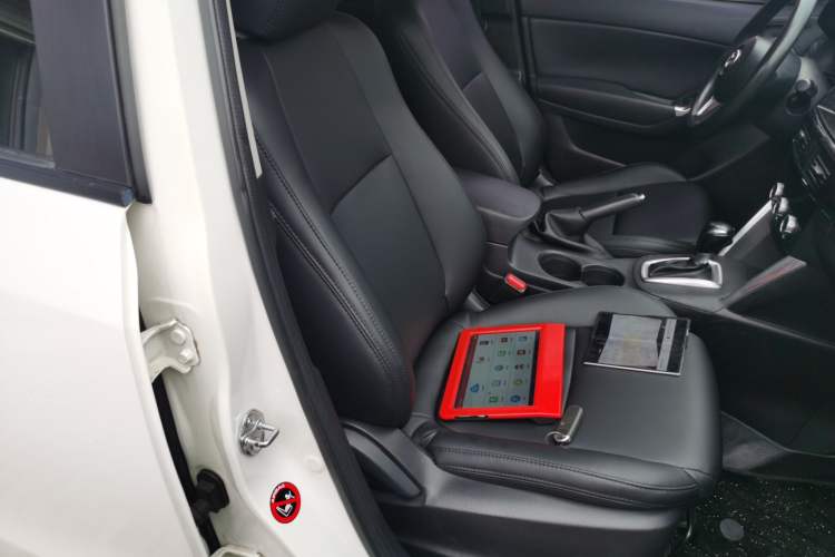 Used Mazda CX-5 2015 2.0L Automatic 2WD Comfort Edition
