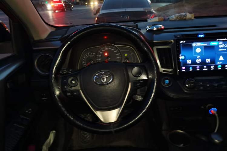 Used Toyota RAV4 2013 2.5L Automatic 4x4 Elite Edition
