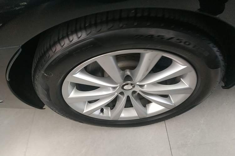 Used BMW 7 Series 2016 730Li Leading Model Exterior 8