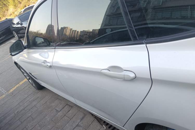 Used BMW 3 Series GT 2016 320i Fashion Model Exterior 3