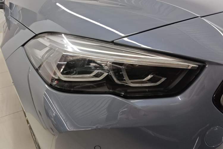 Used BMW 2 Series 2023 225i Four-Door Coupe M Sport Package Right Front Headlight