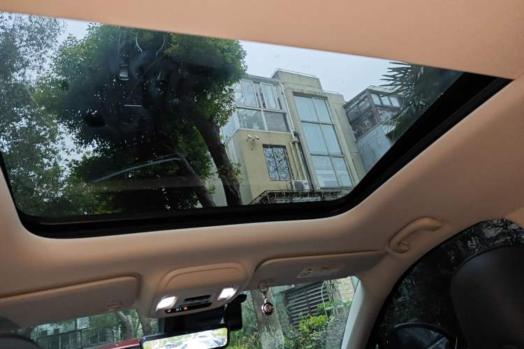 Used Buick Envision 2023 Encore Plus 652T Five-Seat Luxury Model
