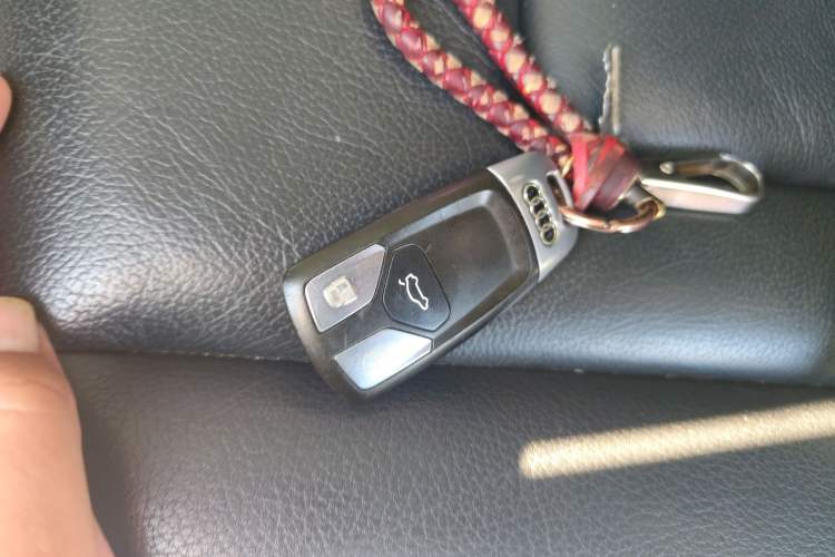 Used Audi Q7 2018 40 TFSI Comfort Model