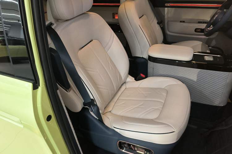 Used Zeekr MIX 2025 Long-Range Intelligent Driving Edition