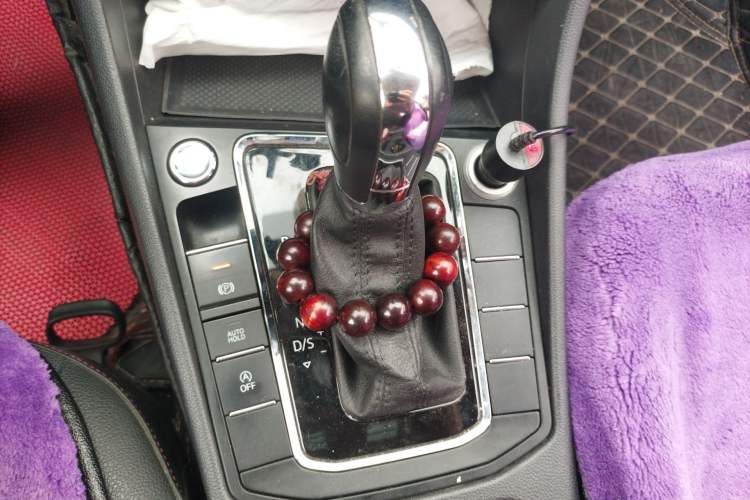 Used Volkswagen Bora 2019 1.5L Automatic Elite Version Gear Lever