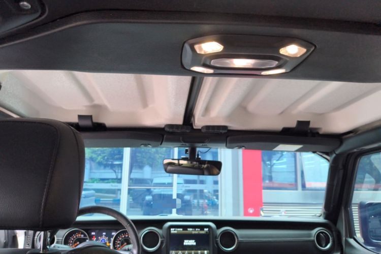 Used Jeep Gladiator 2022 3.6L Pioneer Edition Headliner