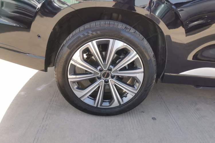 Used EXEED Lanyue 2024 International Edition 400T Four-Wheel Drive Star Prestige 6-Seater
