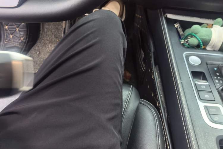 Used BYD Tang 2019 2.0T Automatic SmartConnect Luxury 7-Seater China VI Standard
