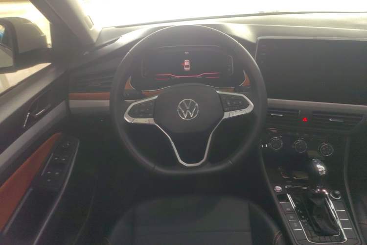 Used Volkswagen Bora 2025 200TSI DSG Enjoy PRO Edition
