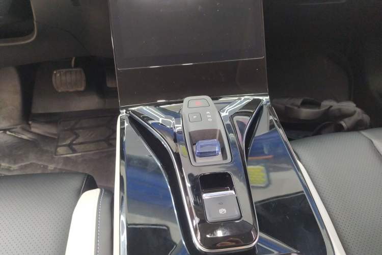 Used Dongfeng Aeolus Mage 2023 1.5T Prestige Edition Gear Lever