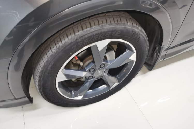 Used Audi Q3 2020 35 TFSI Fashion Dynamic Model