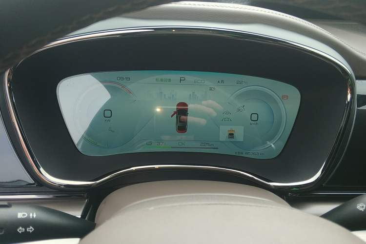 Used BYD Han 2023 EV Champion Edition 715KM Front-Drive Prestige Model Instrument Cluster