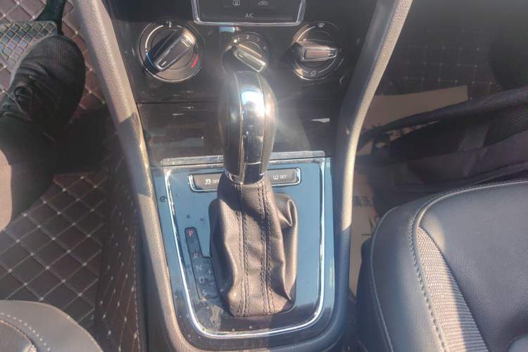 Used Volkswagen Bora 2014 1.6L Automatic Comfort Model