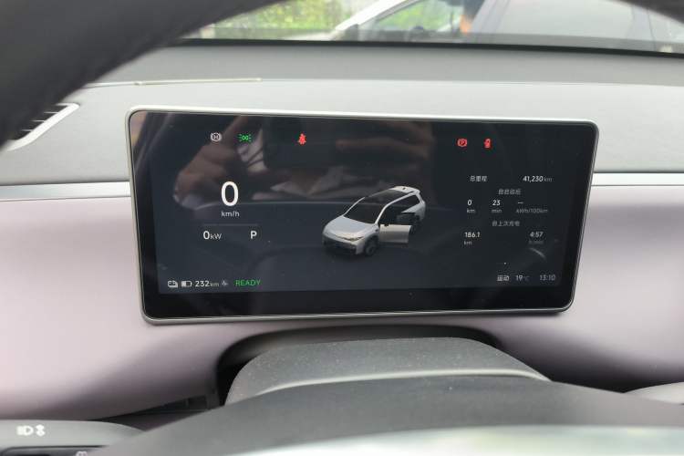 Used Leapmotor C16 2026 All-Electric 630 LiDAR Version 6-Seater
