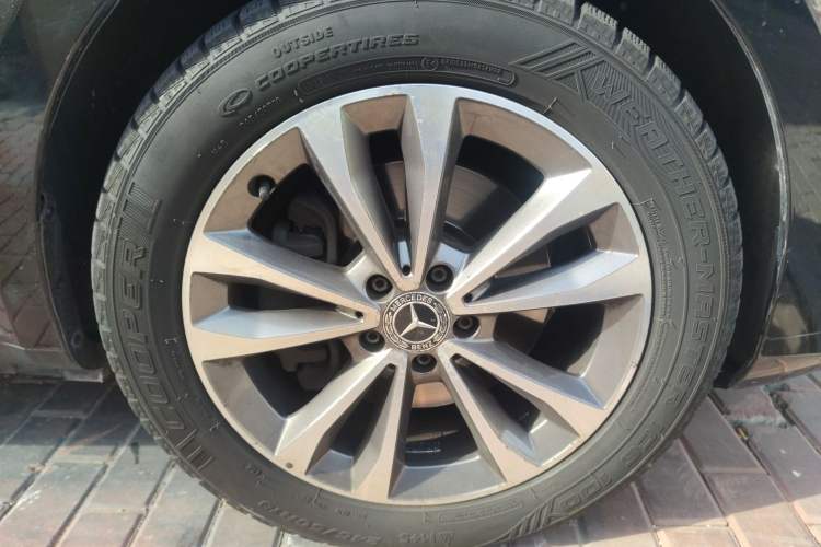 Used Mercedes-Benz V-Class 2021 V 260 Avantgarde Edition