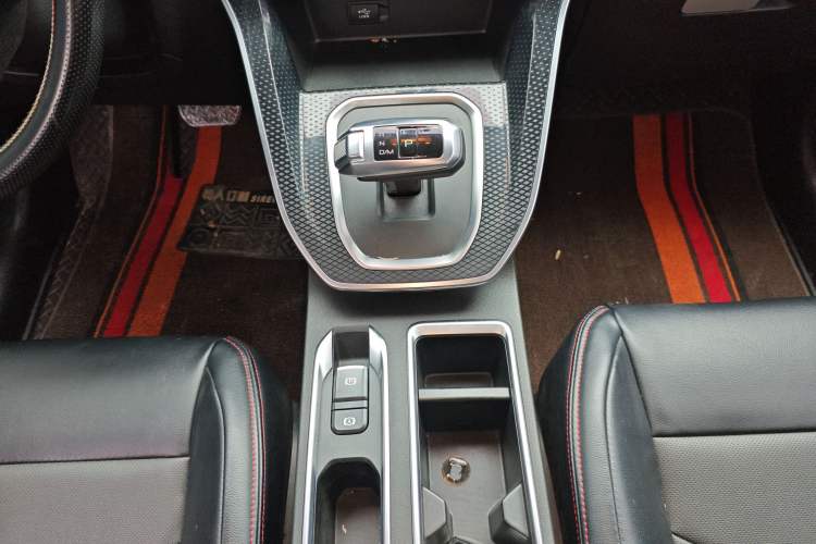 Used Haval M6 2021 PLUS 1.5T DCT Elite Smart Connectivity Model
