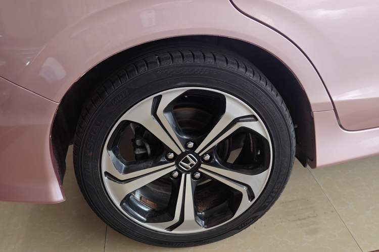 Used Honda Jade 2017 210 TURBO CVT Luxury Edition 5 Seats