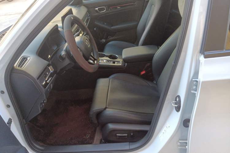 Used Honda Civic 2023 2.0L eHEV Sharp Edition Left Front Seat