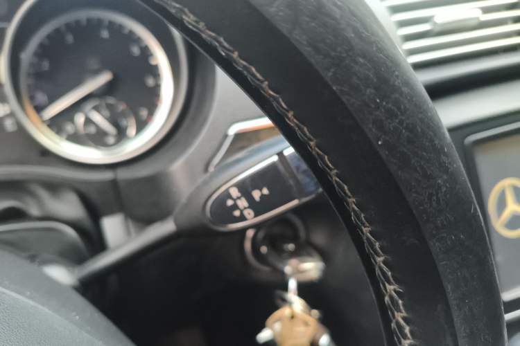 Used Mercedes-Benz R-Class 2017 R 320 4MATIC Business Edition Prestige Model