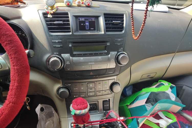 Used Toyota Highlander 2009 2.7L Two-Wheel Drive 7-Seater Luxury Edition
