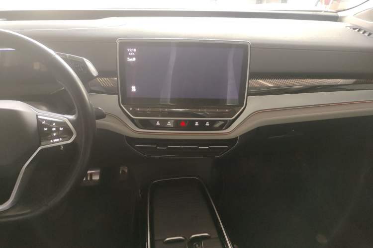 Used Volkswagen ID.6 CROZZ 2021 Long-Range PRO Edition Audio And AC Panel