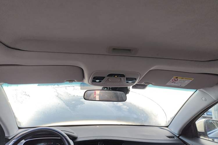 Used Geely Auto Emgrand 2019 Leading Edition 1.5L Manual Upgraded Connectivity Model China VI Standard
