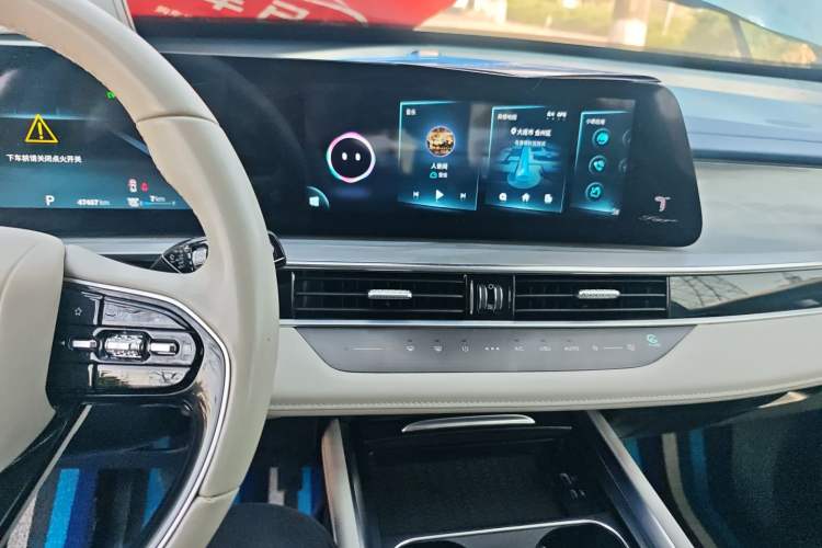 Used Chery Tiggo 7 PLUS New Energy 2023 1.5T ZhiShang Trim Audio And AC Panel