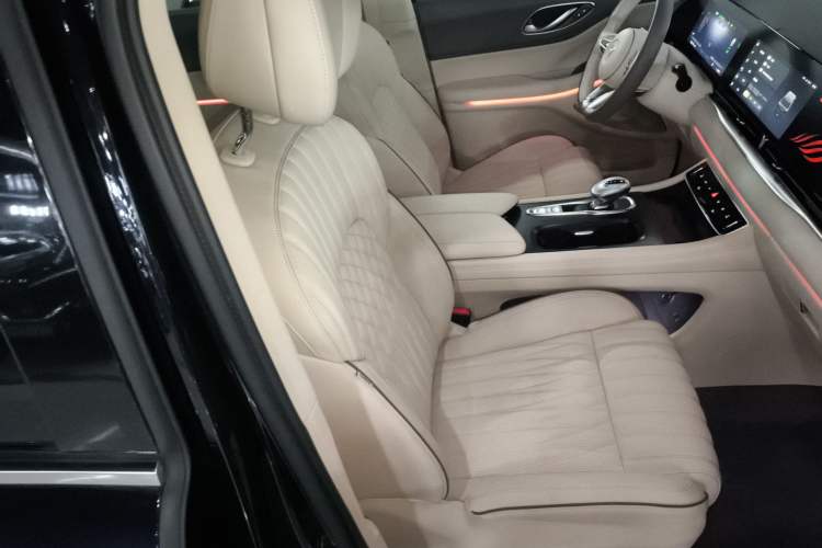 Used VOYAH Dream 2022 0-Emission Edition Dream+ Smart Range Package – 605 km