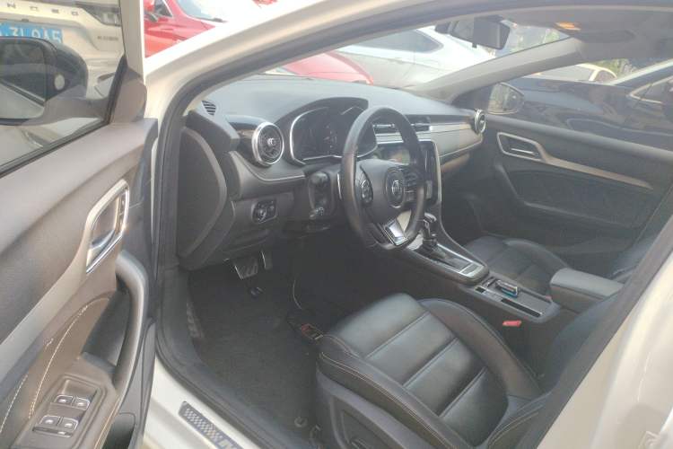 Used MG 6 2017 20T Automatic Luxury Smart Connect Version China V Standard Driver Seat
