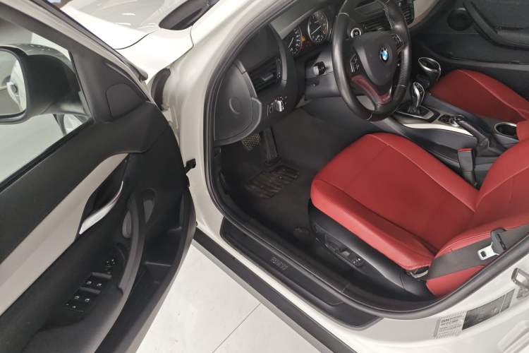 Used BMW X1 2014 sDrive18i Fashion Model
