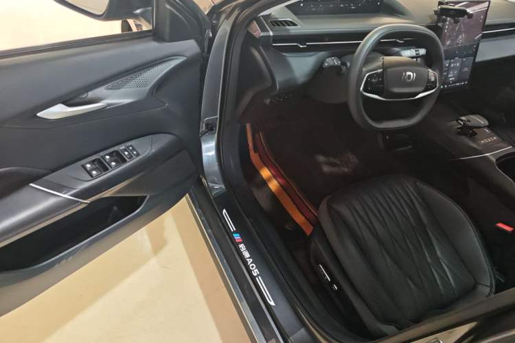 Used CHANGAN NEVO A05 2024 Truly Delicious Version 70" Beyond-Grade Edition