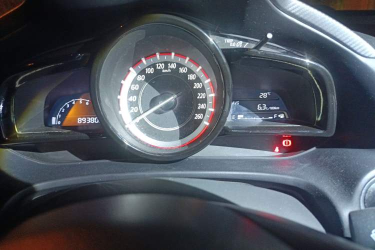 Used Mazda 3 Axela 2014 Sedan 1.5L Manual Comfort Model Instrument Cluster