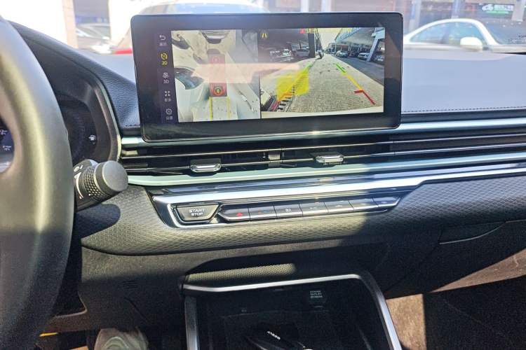 Used Geely Auto Emgrand 2022 4th Generation 1.5L CVT Luxury Model