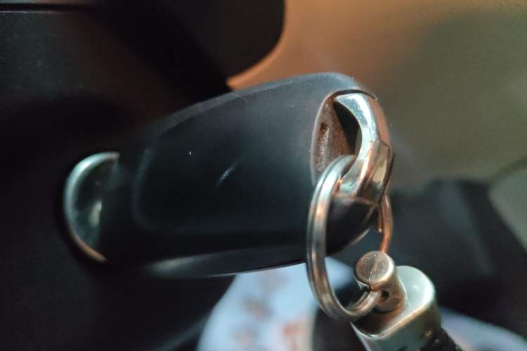 Used Buick Verano 2017 Sedan 15S Automatic Leading Model Vehicle Key