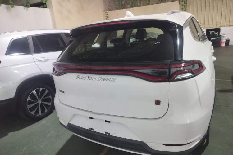 Used BYD Tang 2018 2.0T Automatic Smart Connect Prestige 7-Seater China V Standard