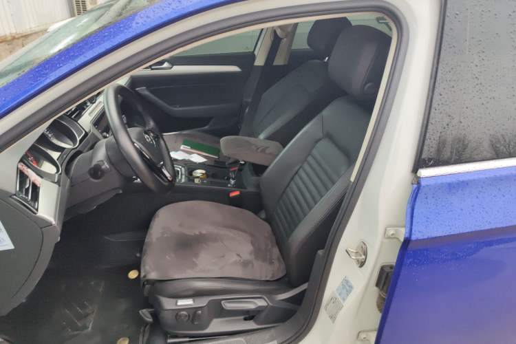 Used Volkswagen Variant 2018 380TSI Two-Wheel Drive Comfort Edition